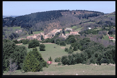 Villardebelle, the village
